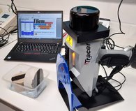 Measurement of rock samples with portable XRF (X-ray fluorescence analysis) handheld spectrometer for the quantification of elements in rock